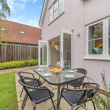 Camomile Cottage Friston Buitenkant foto