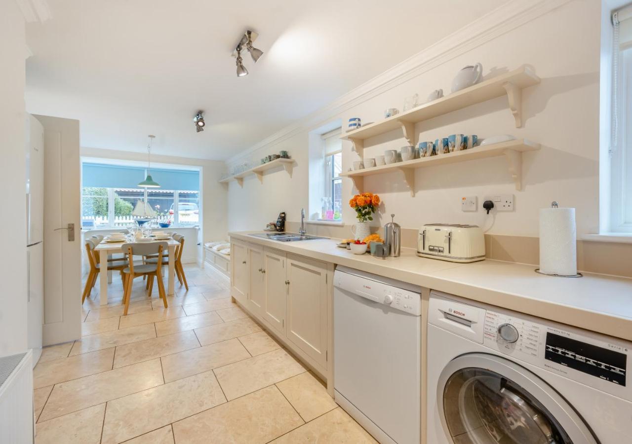 Camomile Cottage Friston Buitenkant foto
